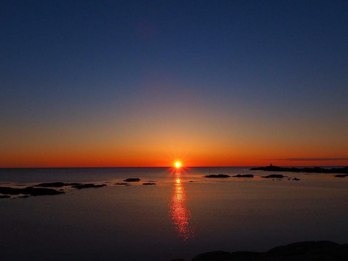 Midnight Sun View Lofoten Leknes Dış mekan fotoğraf